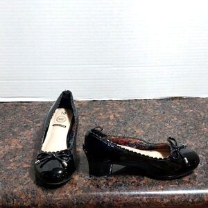 Wonder Nation Girls 1.5" Heels...NEW CONDITION...SIZE 10